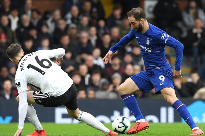 欧冠联赛阶段第5轮 利物浦 1-4 PSV埃因霍温