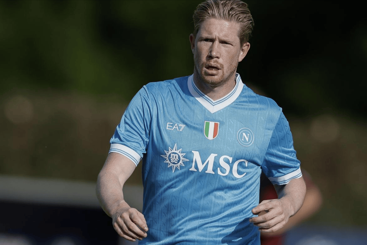 解析扎金花中的“火并”：面对两个都在诈唬的人，你该如何收割底池？（扎金花“火并”局面解析：当两名对手同时诈唬，如何稳收底池？）